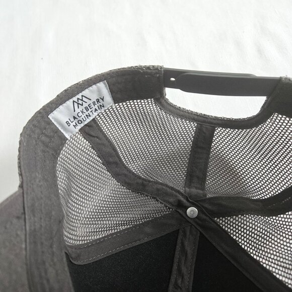 BLACKBERRY MOUNTAIN Trucker Hat Trucker Distressed Grunge Luxury Resort Unisex - Picture 4 of 5